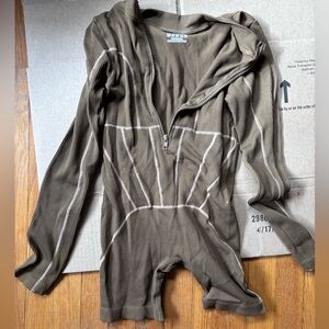 Box of clothes $150 for 47 items, You can buy separately or negotiate .1/3 post